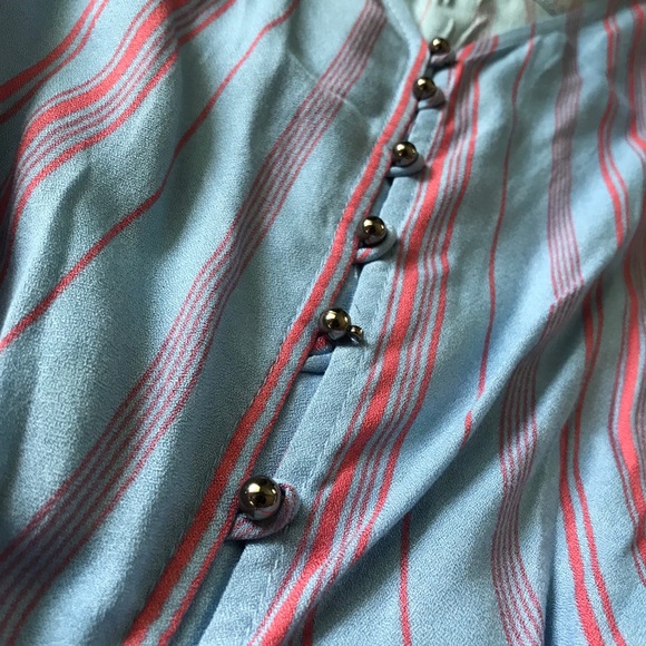 Stripe Crop Top with Buttons and Tie Small - Picture 3 of 4